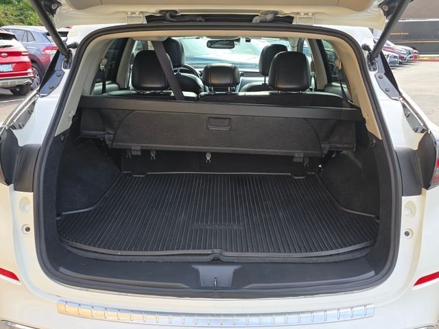 Used 2020 Pearl White Tricoat Nissan Platinum image 14