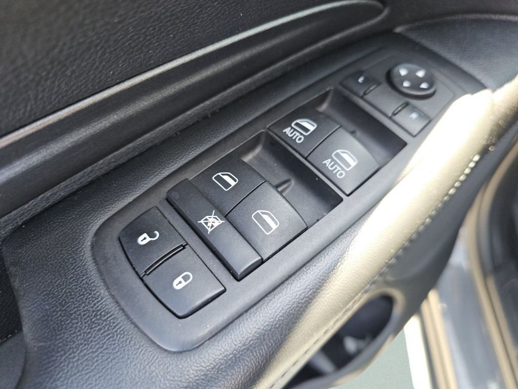 2023 Dodge Durango SXT - Photo 29