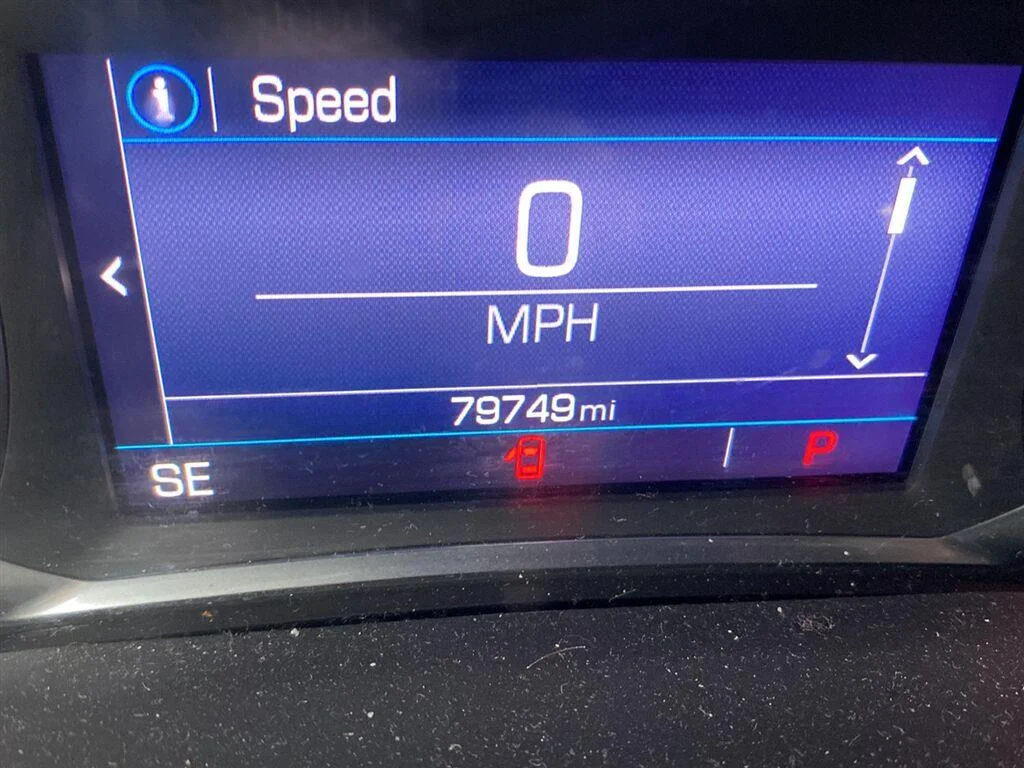 Used 2020 Smokey Quartz Metallic GMC SLE image 21