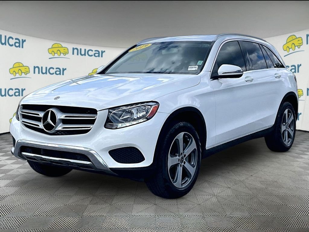 Used 2019 White Mercedes-Benz GLC 300 image 3
