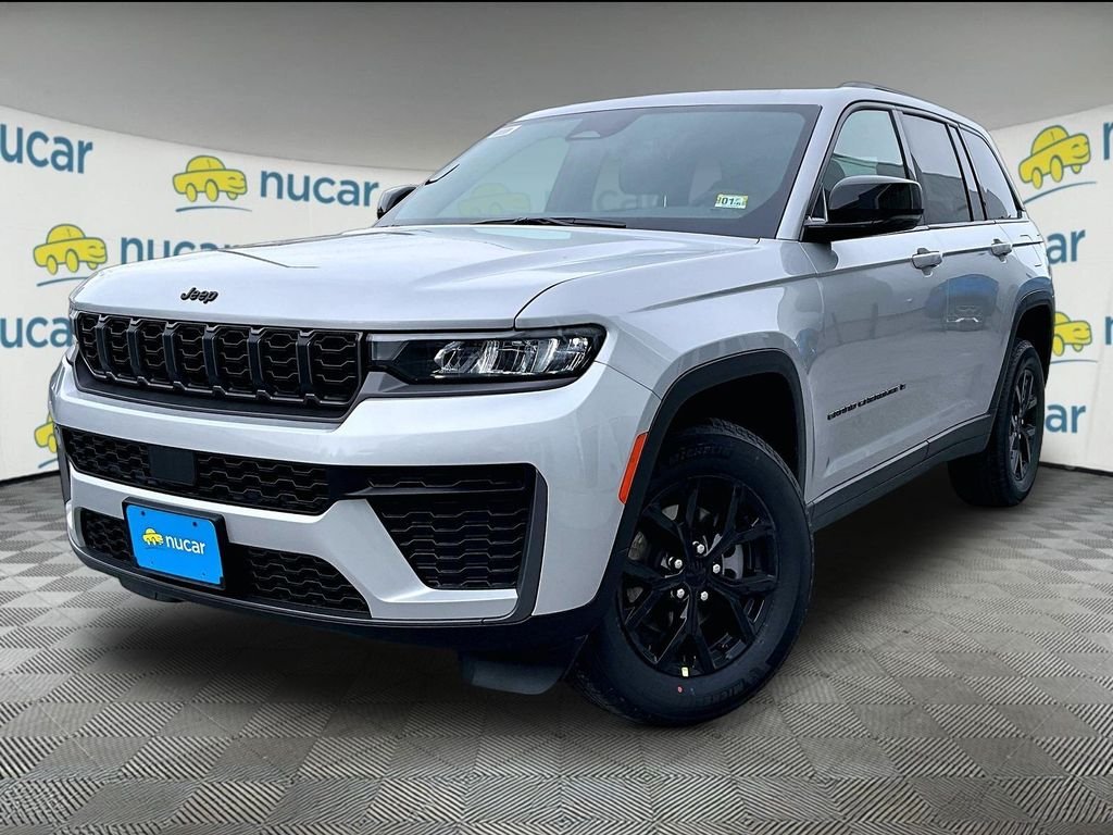 New 2026 Silver Zynith Jeep Laredo image 4