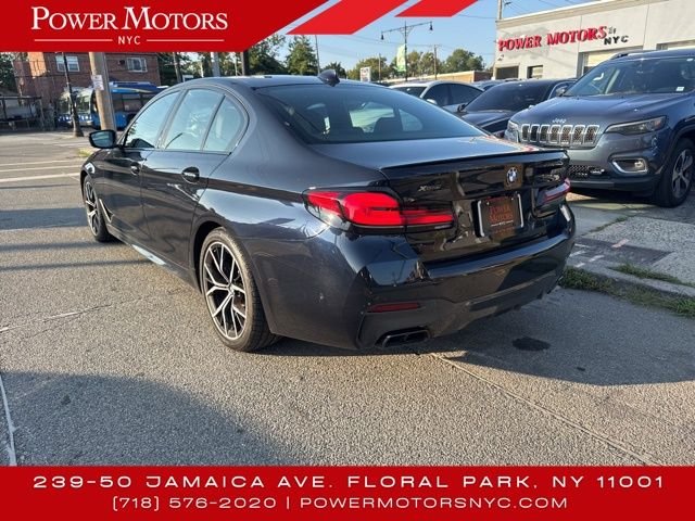 2021 Bmw M550i xDrive photo 2