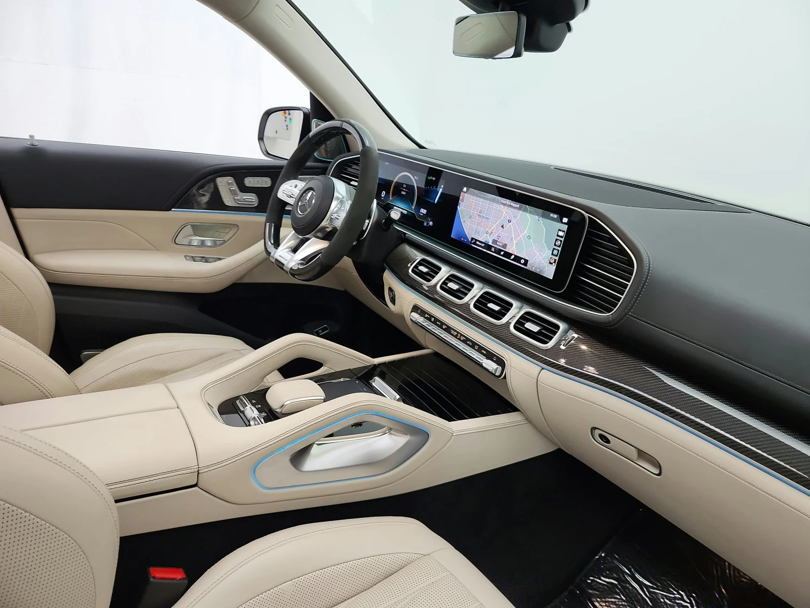 Certified Used 2022 MANUFAKTUR Diamond White Bright Mercedes-Benz AMG® GLE 63 S 4MATIC SUV image 18