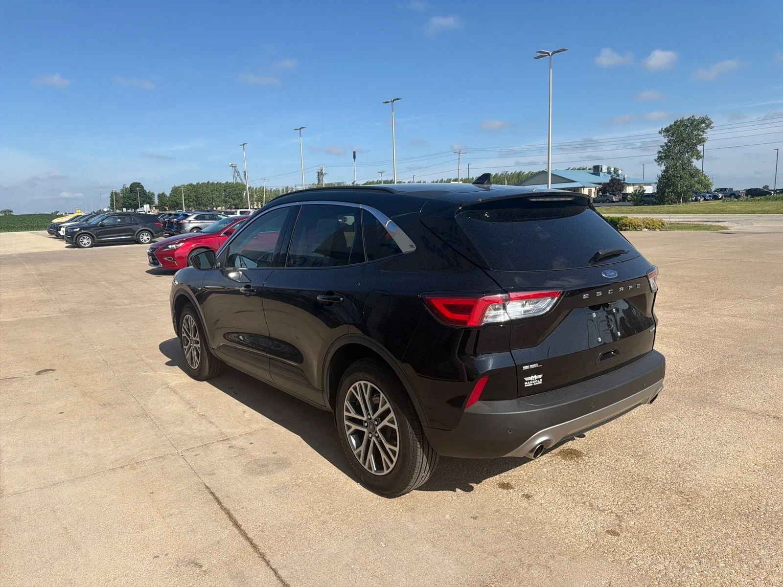 Used 2022 Agate Black Metallic Ford SEL image 5