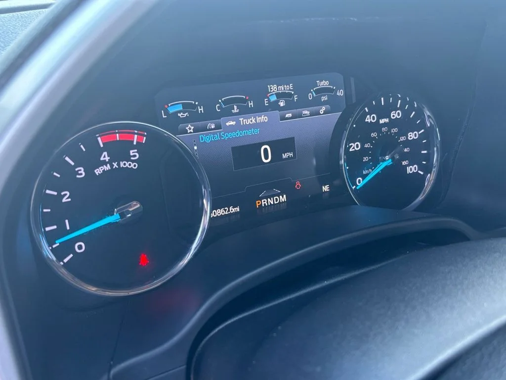 Used 2020 White Ford Lariat image 19