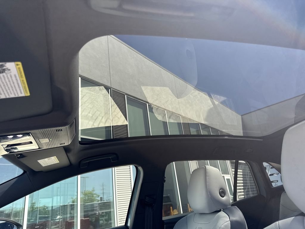 New 2026 Arctic Blue Metallic Volkswagen Pro S image 24
