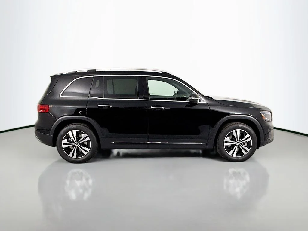 Certified Used 2025 Black Mercedes-Benz GLB 250 image 8