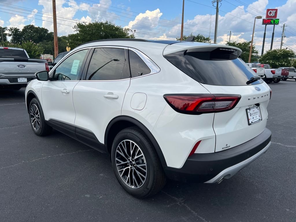 New 2026 White Ford Base image 5