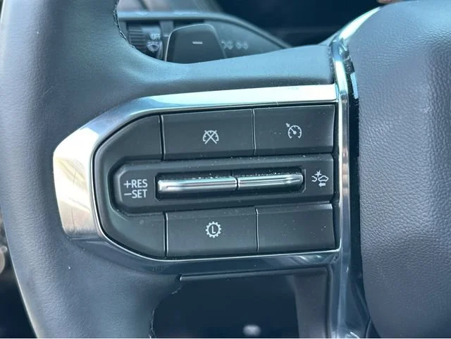 2026 GMC Yukon Denali - Photo 33