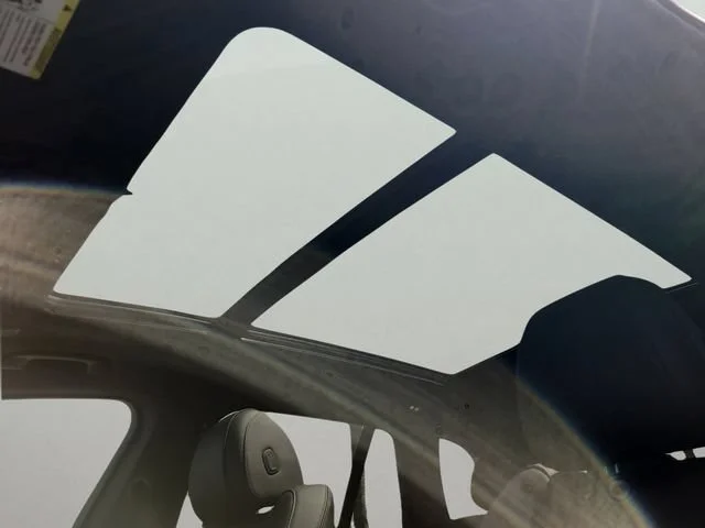 Used 2025 White BMW xDrive40i image 20