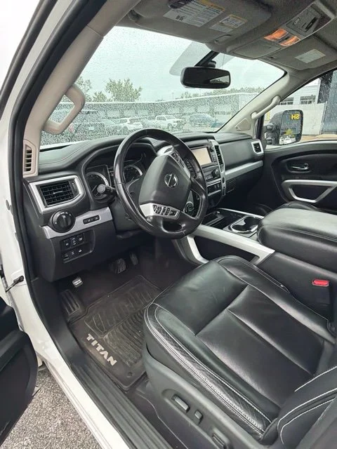 Used 2018 White Nissan PRO-4X image 7