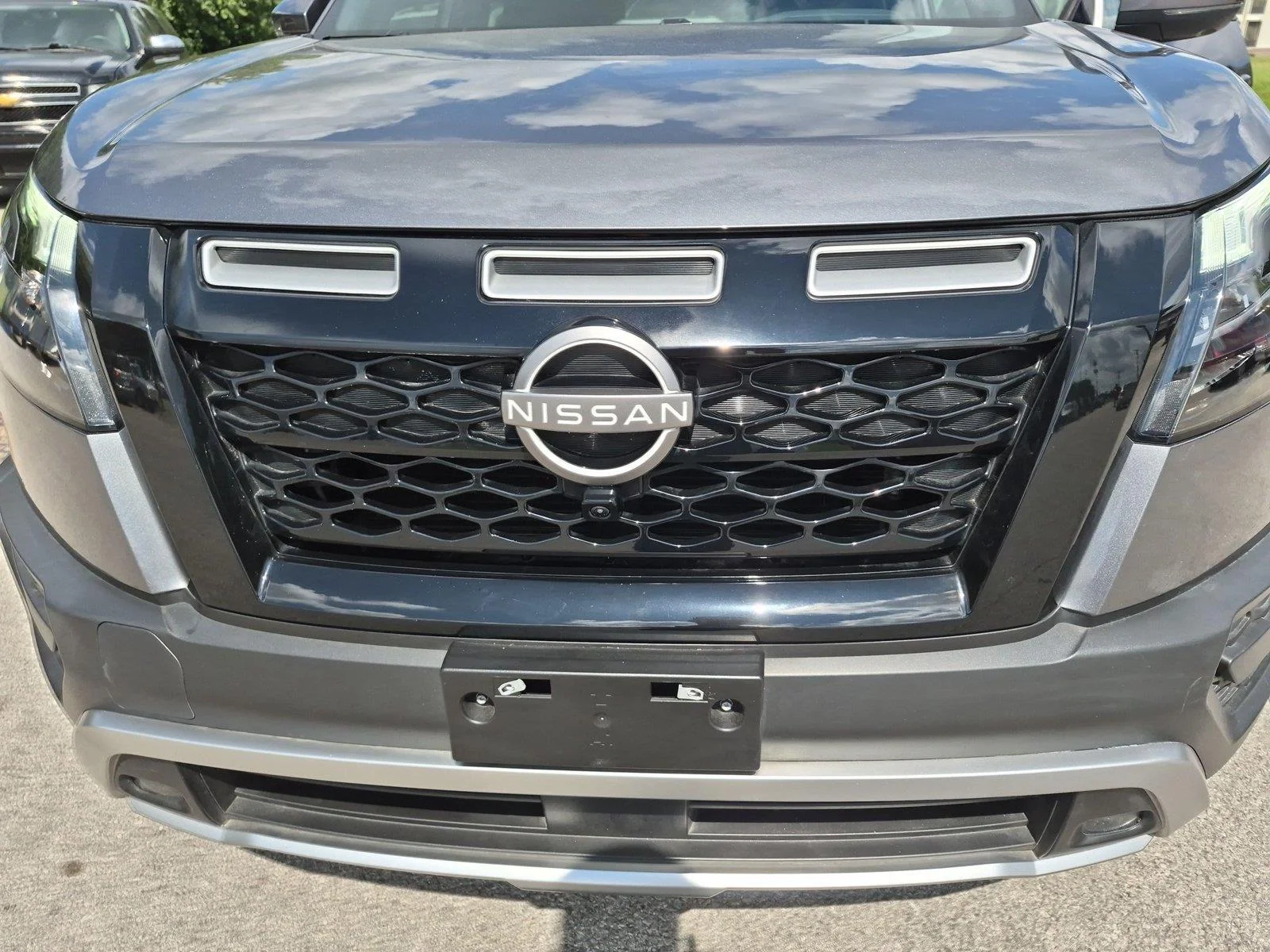 Used 2024 Gun Metallic Nissan Rock Creek image 14