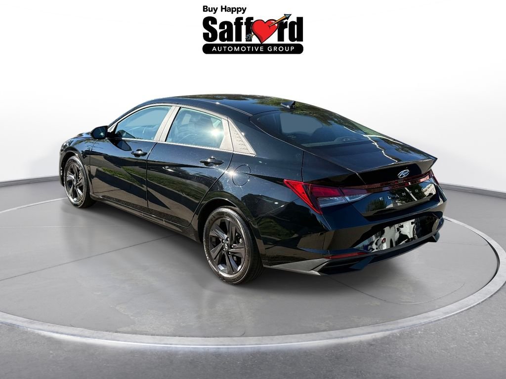 Used 2021 Black Hyundai SEL image 5