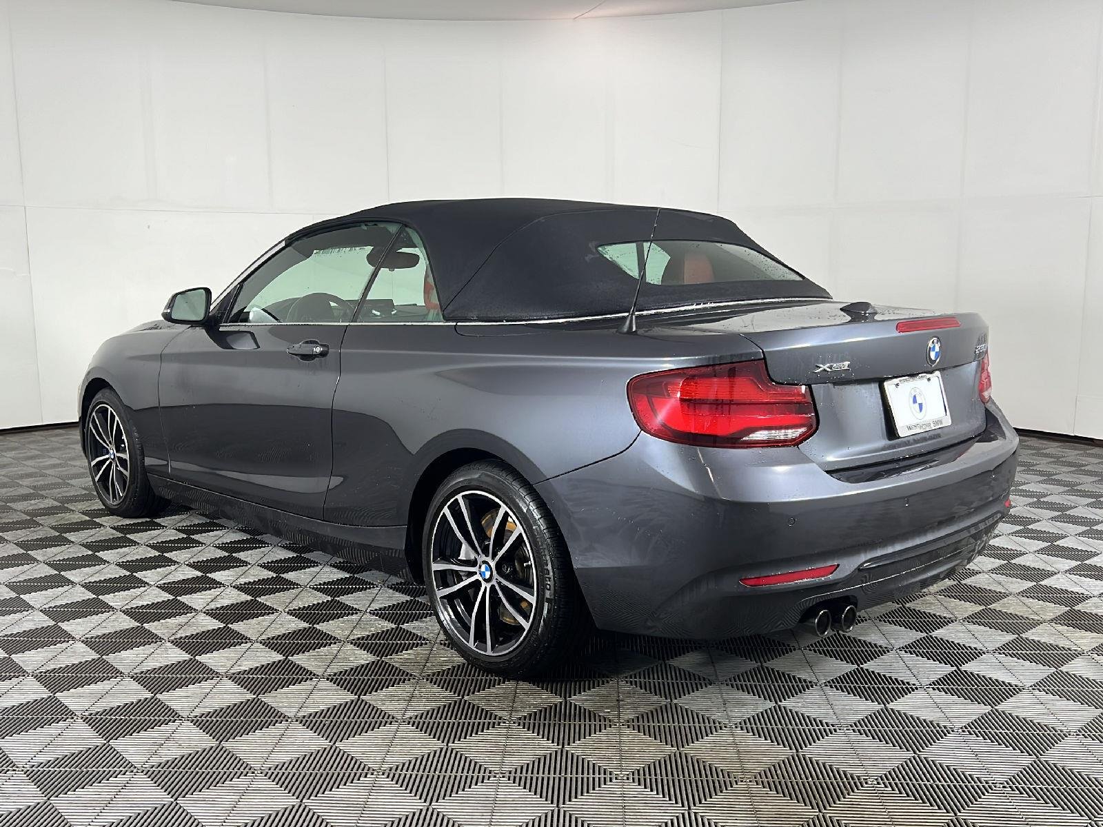 Used 2021 Mineral Grey Metallic BMW 230i xDrive image 9