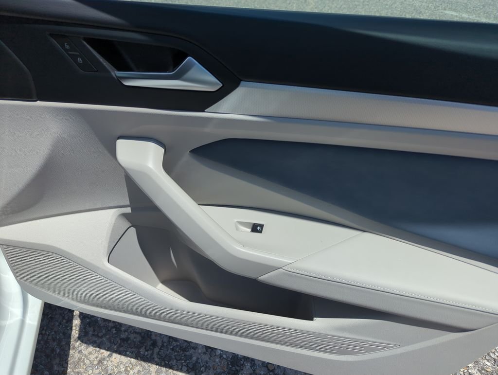 New 2026 White Volkswagen 1.5T SE image 35