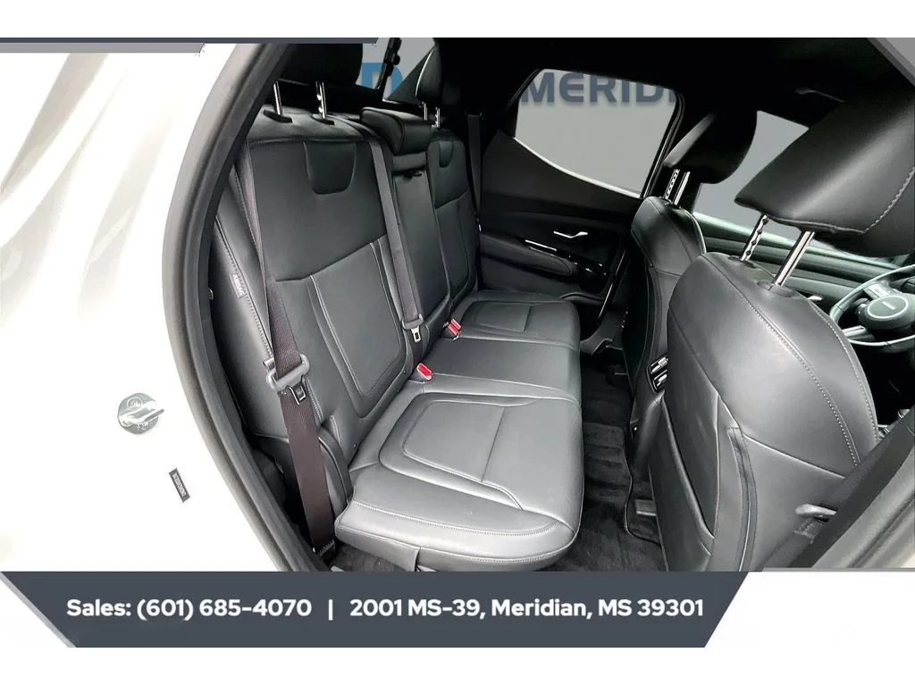Used 2025 Atlas White Hyundai XRT image 19
