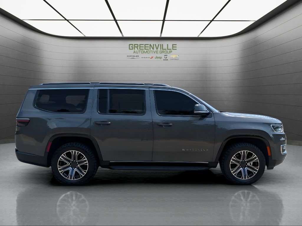 Used 2024 Baltic Gray Metallic Clearcoat Jeep Series II image 9