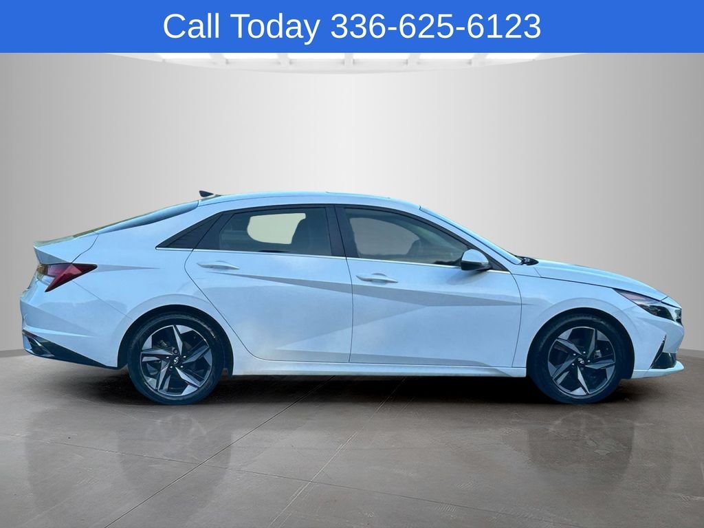 Used 2022 Gray Hyundai Limited image 6