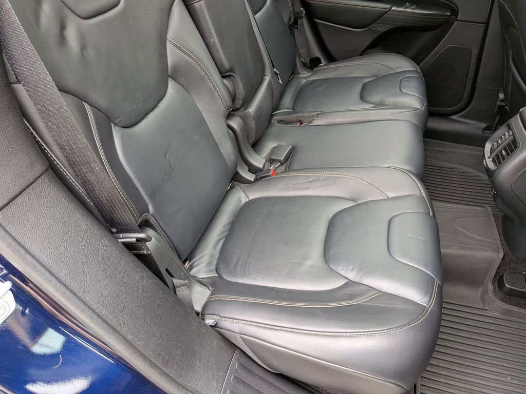 Certified Used 2016 Blue Jeep Limited image 25