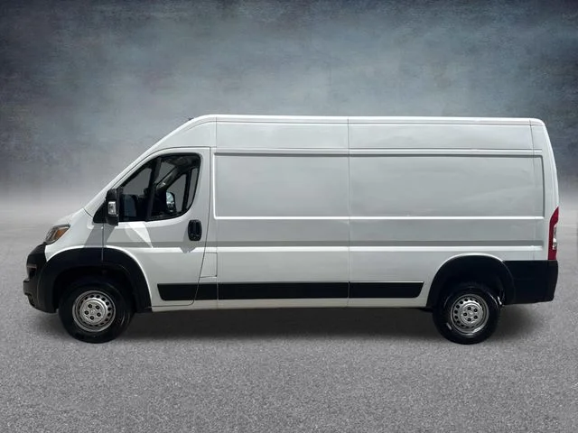 Used 2025 White Ram High Roof image 11