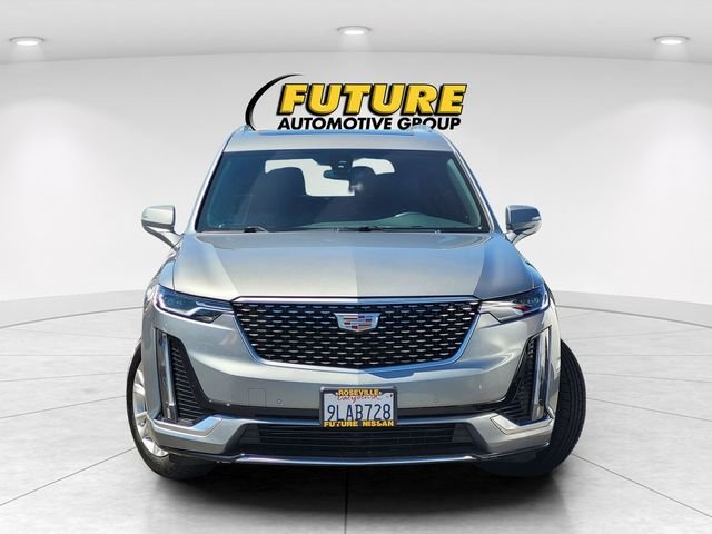 Used 2024 Silver Cadillac Luxury image 2