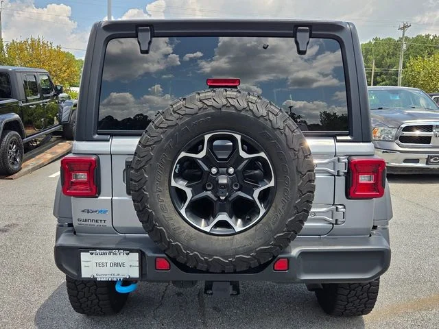 Used 2021 Silver Jeep Unlimited Rubicon 4xe image 7