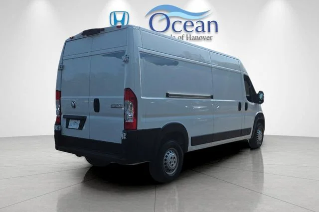 Used 2026 White Ram High Roof image 3