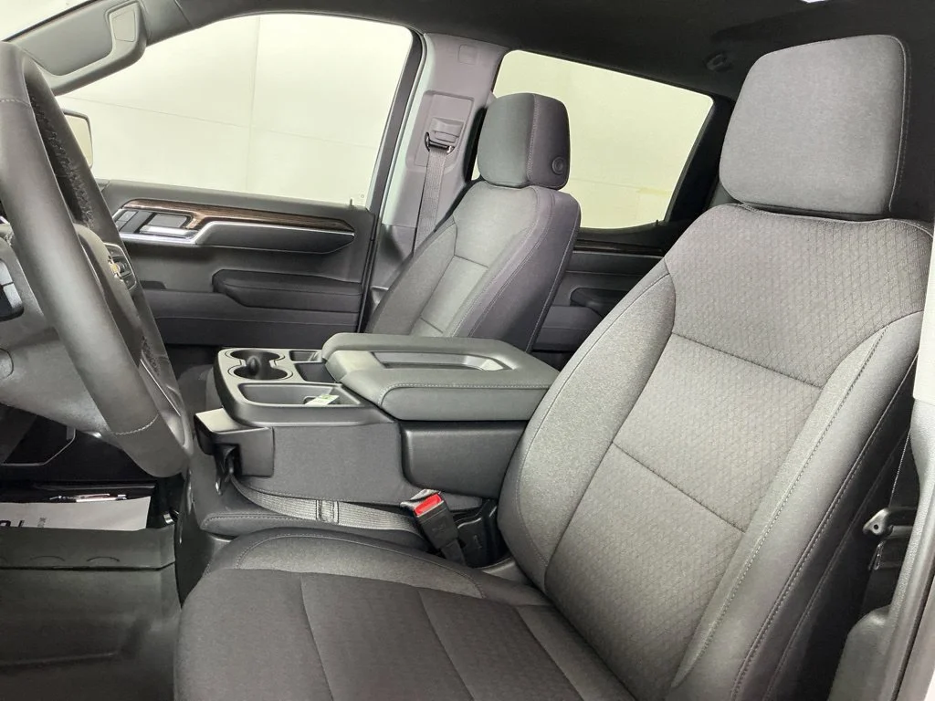 New 2026 Summit White Chevrolet LT image 4