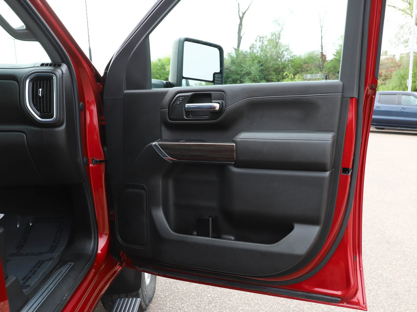 Used 2022 Cherry Red Chevrolet LT image 9
