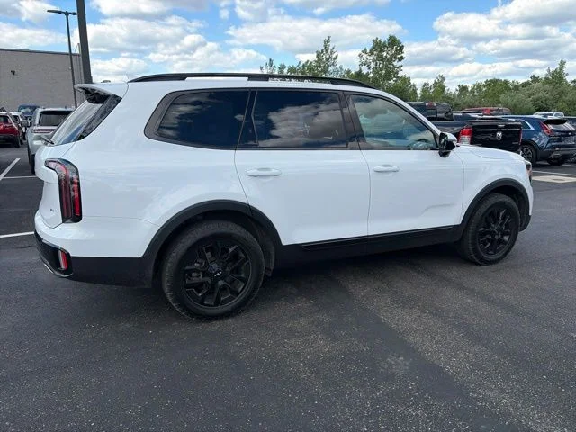 Used 2024 White Kia SX-Prestige X-Pro image 7
