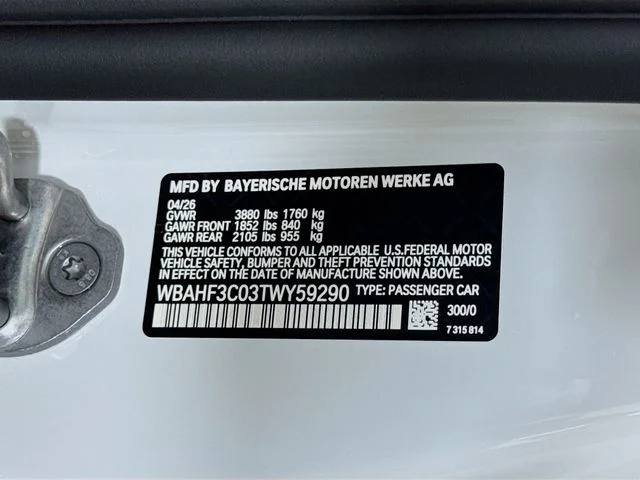 New 2026 White BMW sDrive30i image 30