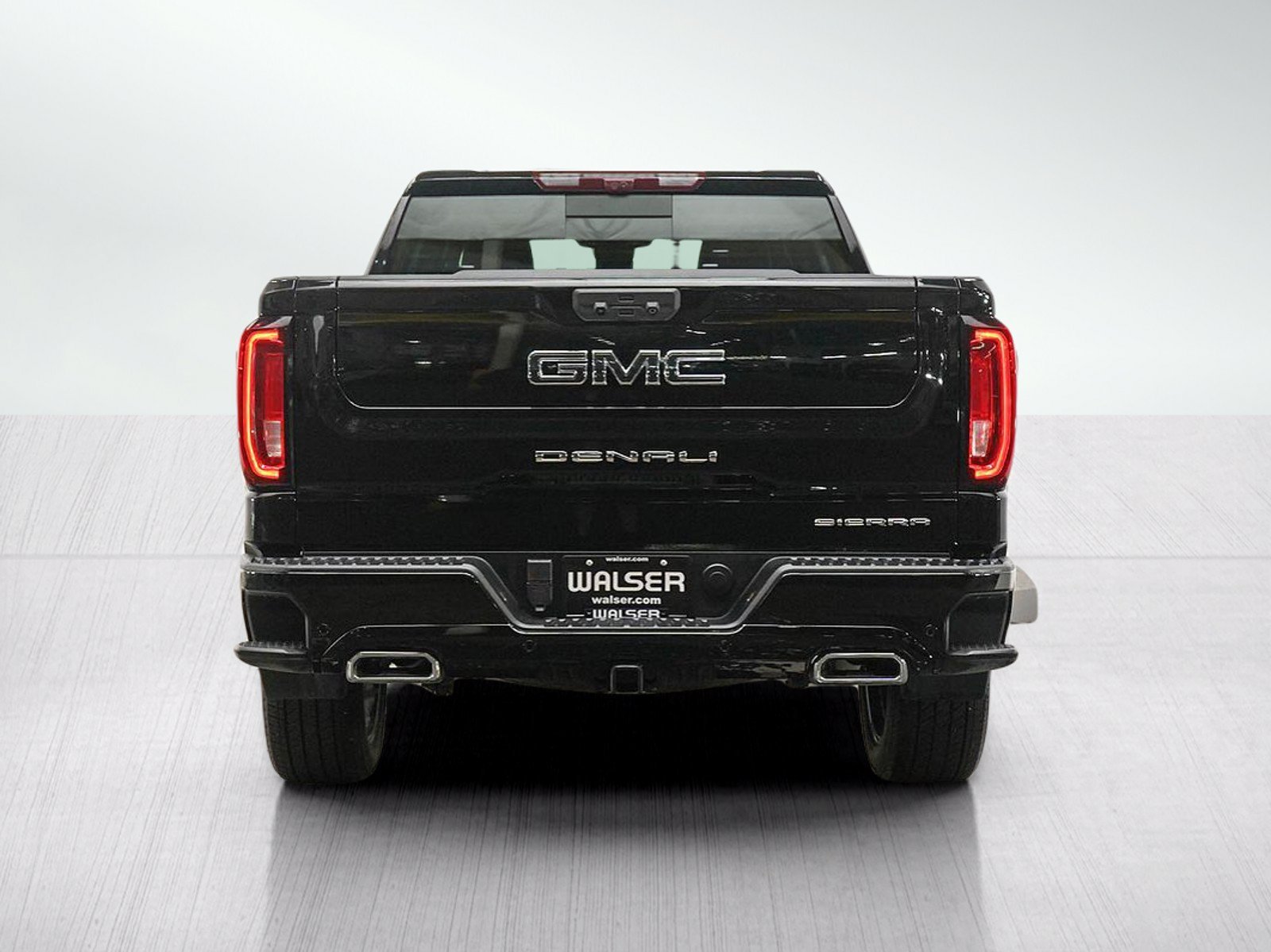 Used 2025 Black GMC Denali Ultimate image 4
