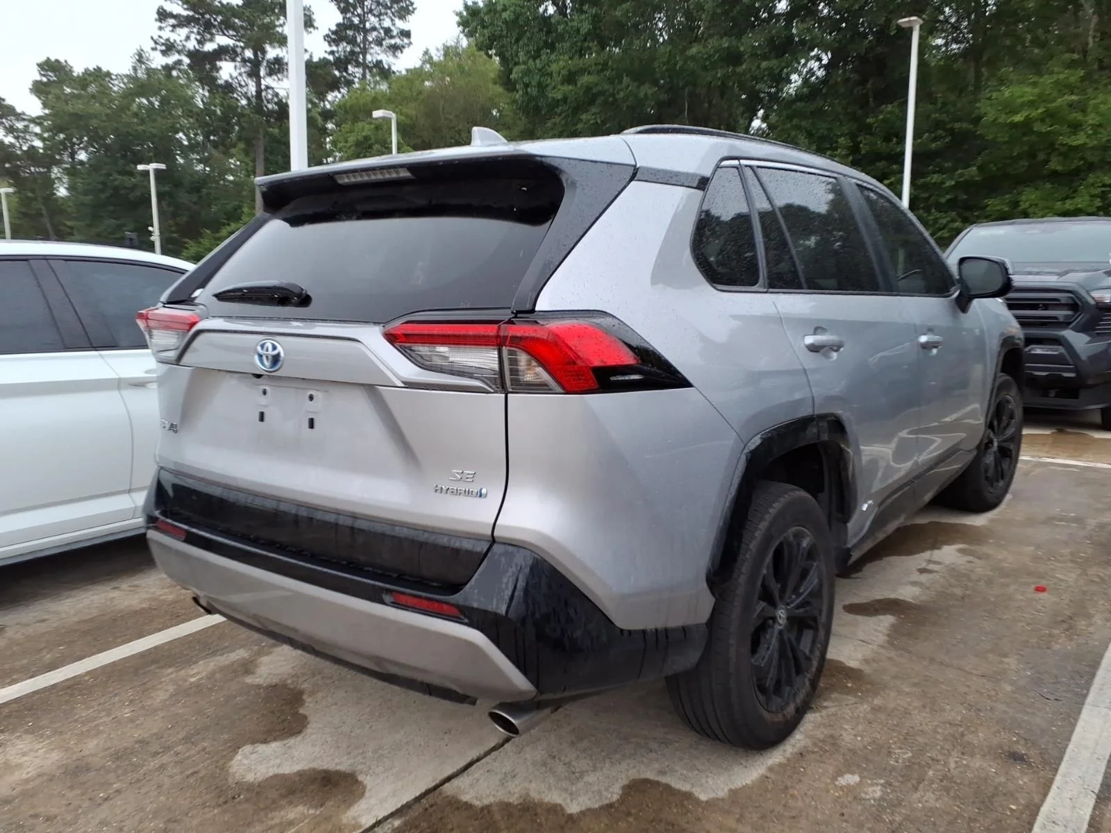 Certified Used 2022 Silver Toyota SE image 8