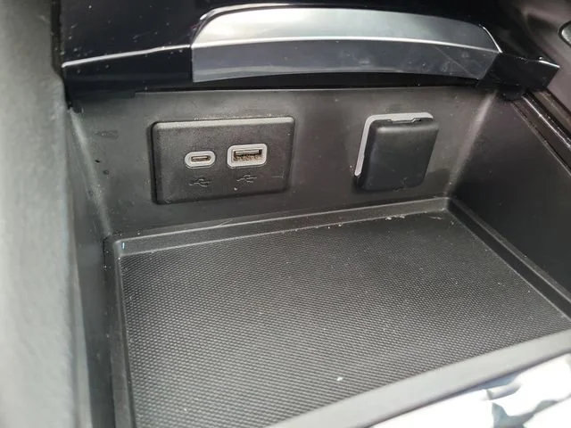 2021 Buick Envision Essence - Photo 32