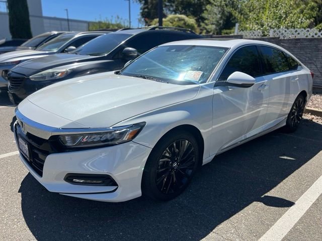 Used 2018 White Honda EX-L image 1