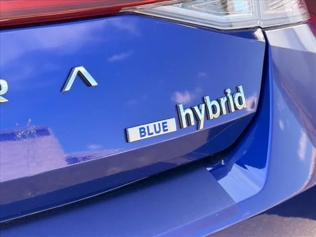 Used 2023 Blue Hyundai Blue image 17