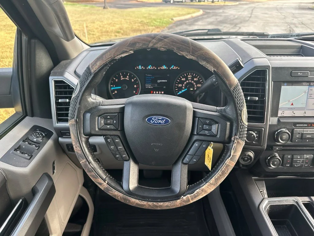 Used 2018 Blue Ford XLT image 13