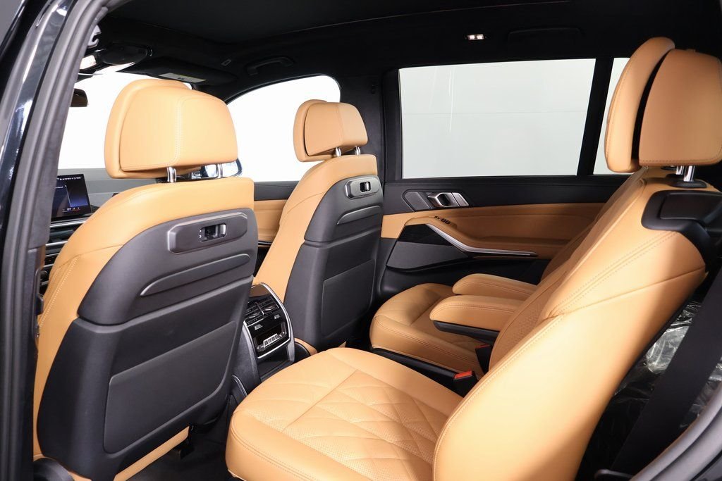 New 2026 Black Sapphire Metallic BMW xDrive40i image 6