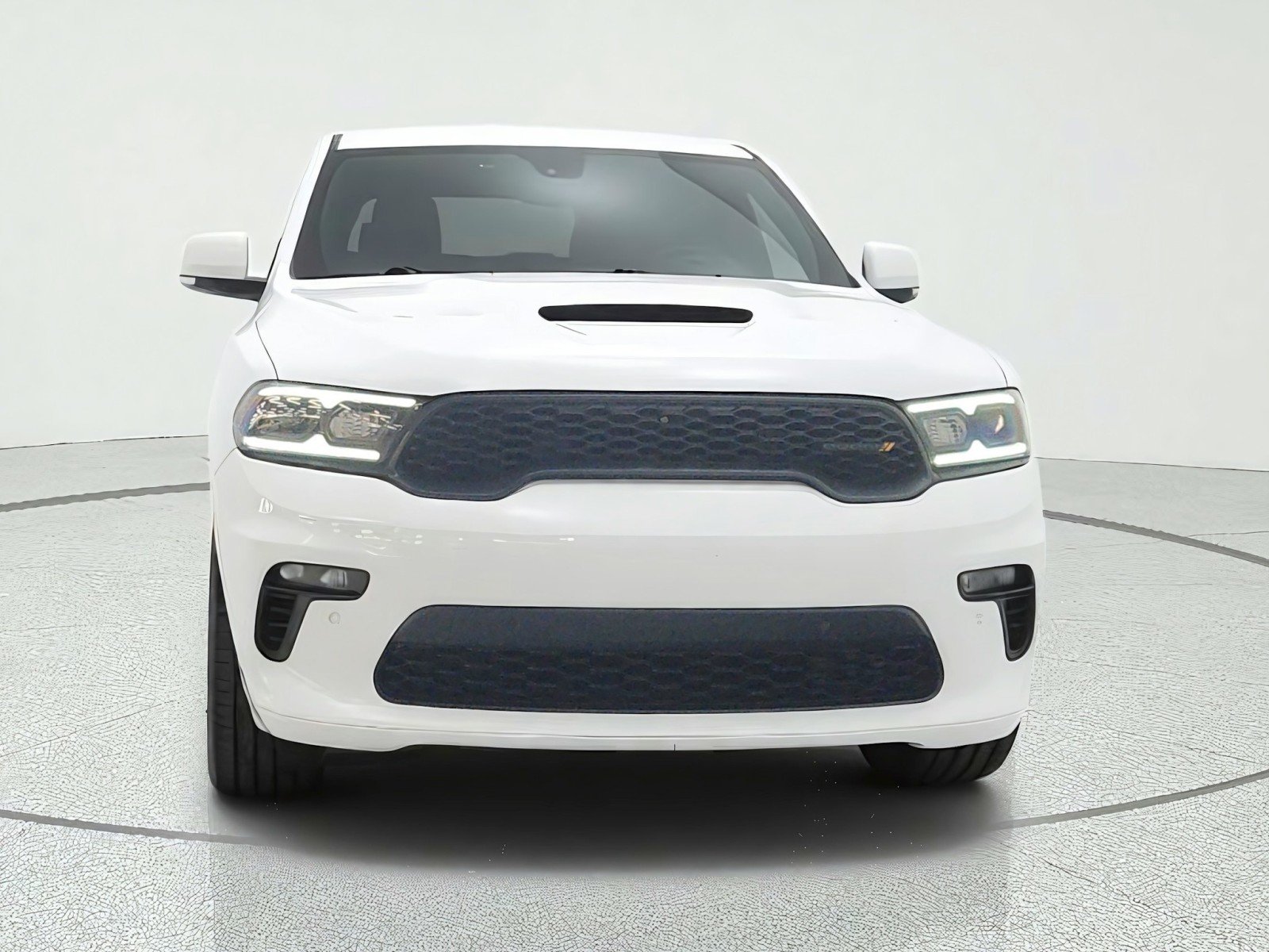 Used 2022 White Knuckle Clearcoat Dodge R/T HEMI ORANGE RWD image 2