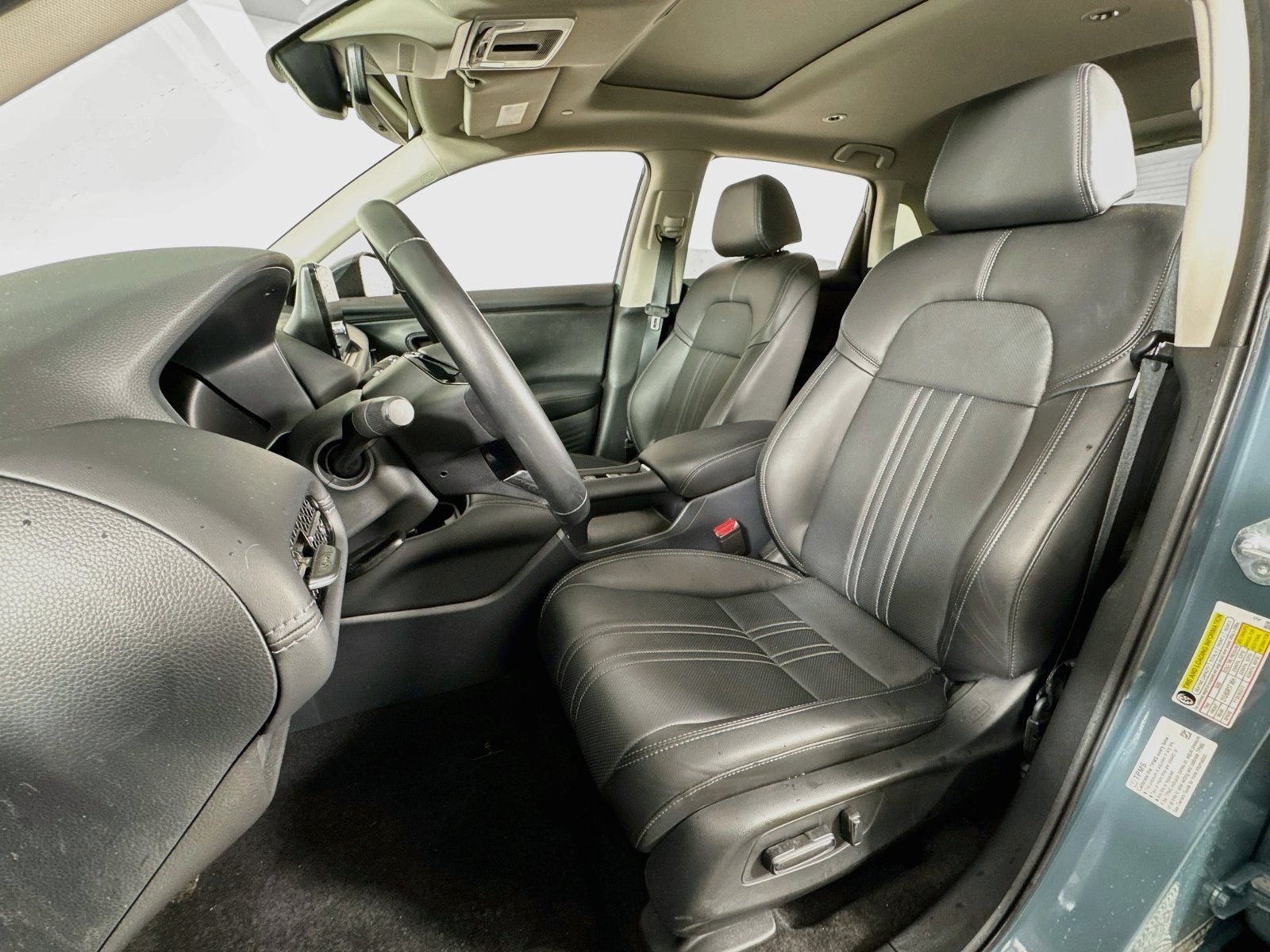 2025 Honda HR-V EX-L - Photo 11