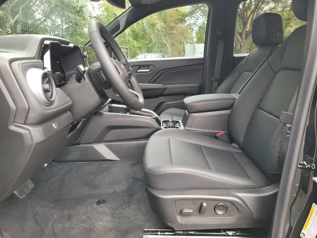 2026 Chevrolet Colorado LT - Photo 14