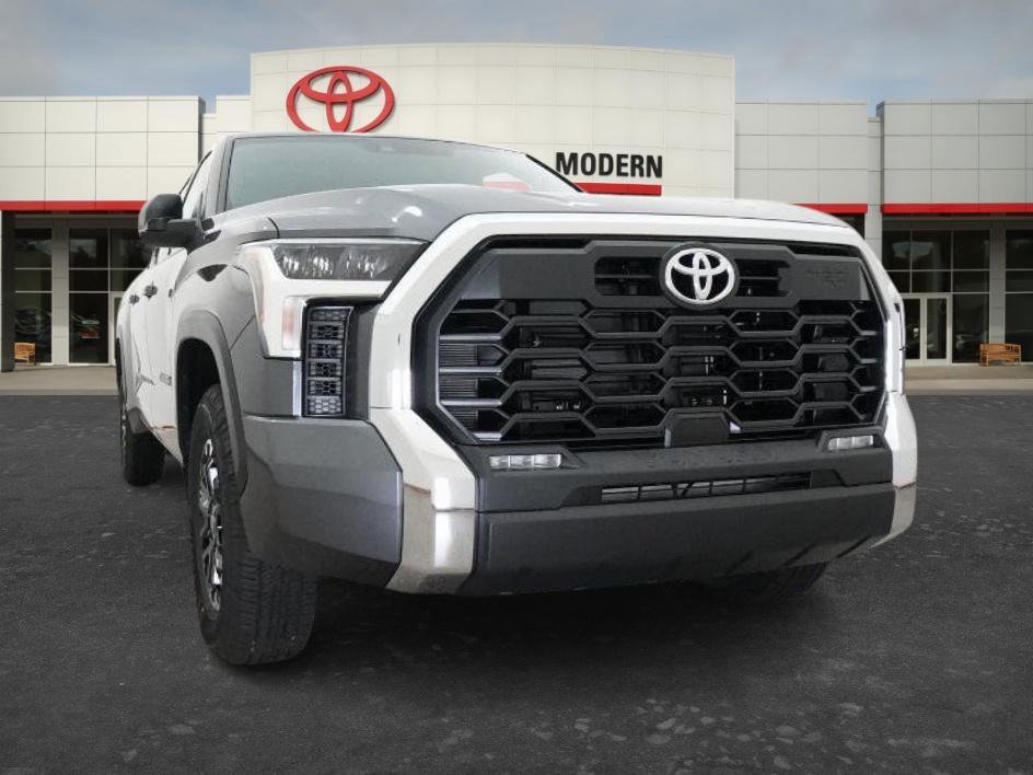 New 2026 Magnetic Gray Meta Toyota SR5 image 10