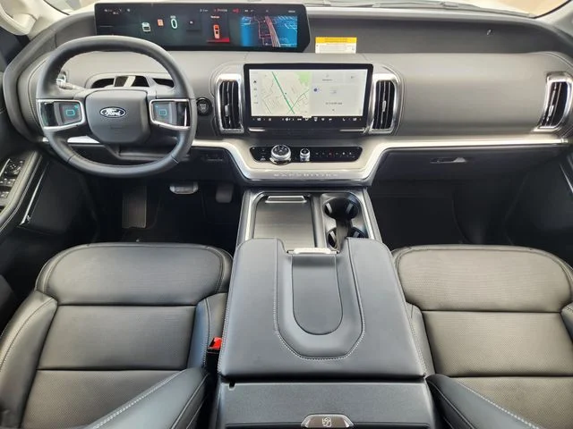 New 2026 Star White Metallic Tri-Coat Ford Platinum® image 26