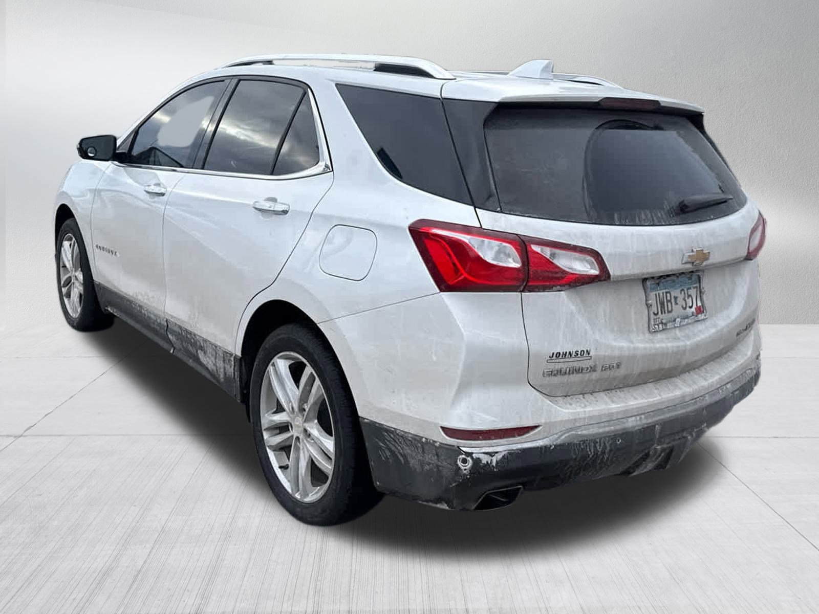 Used 2018 Chevrolet Equinox Premier with VIN 2GNAXWEX5J6280023 for sale in Brooklyn Center, Minnesota