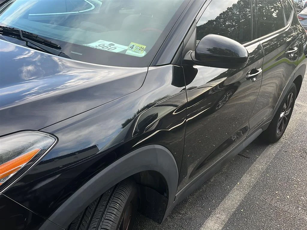 Used 2020 Black Noir Pearl Hyundai Value image 19