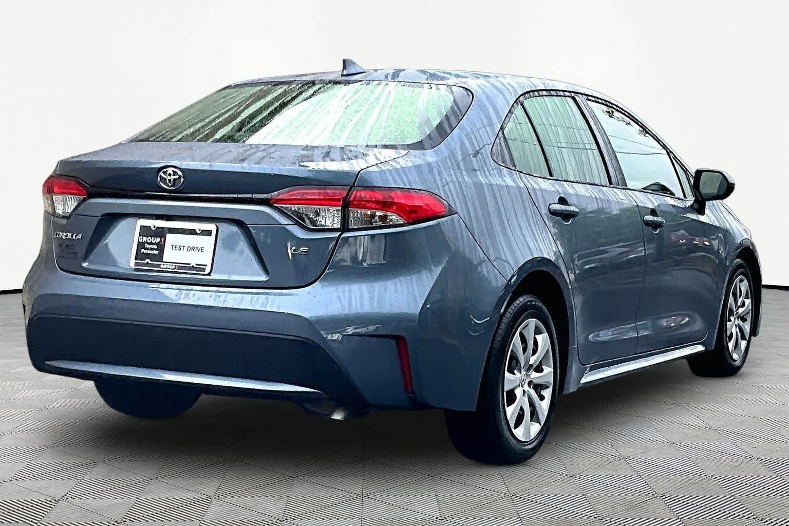 Used 2022 Celestite Toyota LE image 13