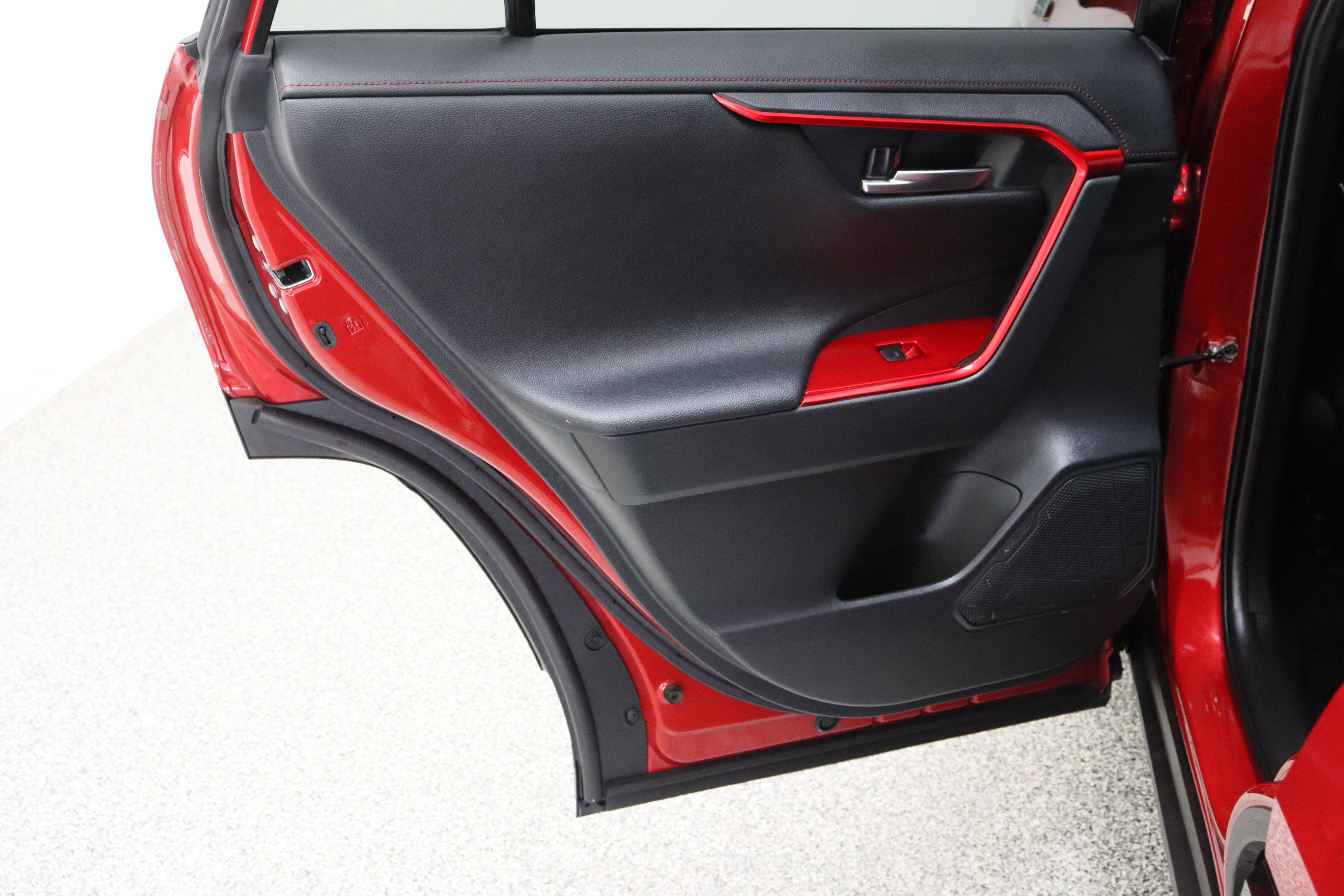 Certified Used 2022 Supersonic Red/Midnight Black Metallic Toyota XSE 2.5L/Electric image 28