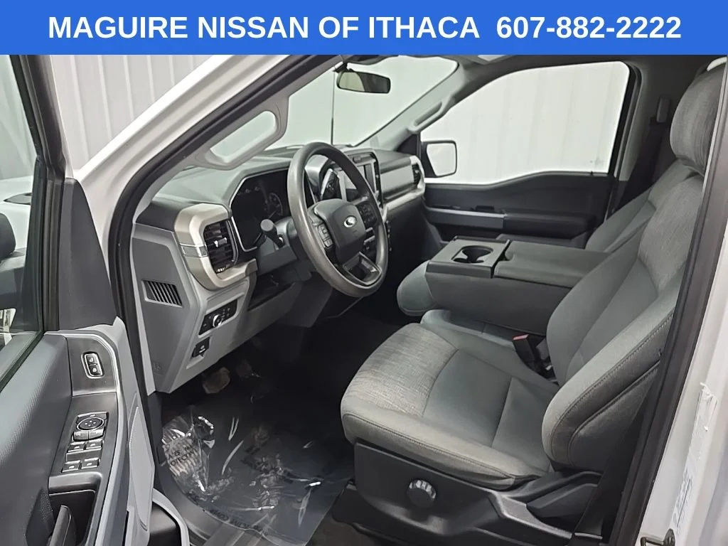 Used 2021 White Ford XLT image 29