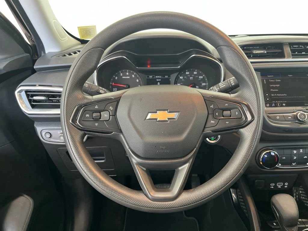 Used 2023 Gray Chevrolet LT image 5