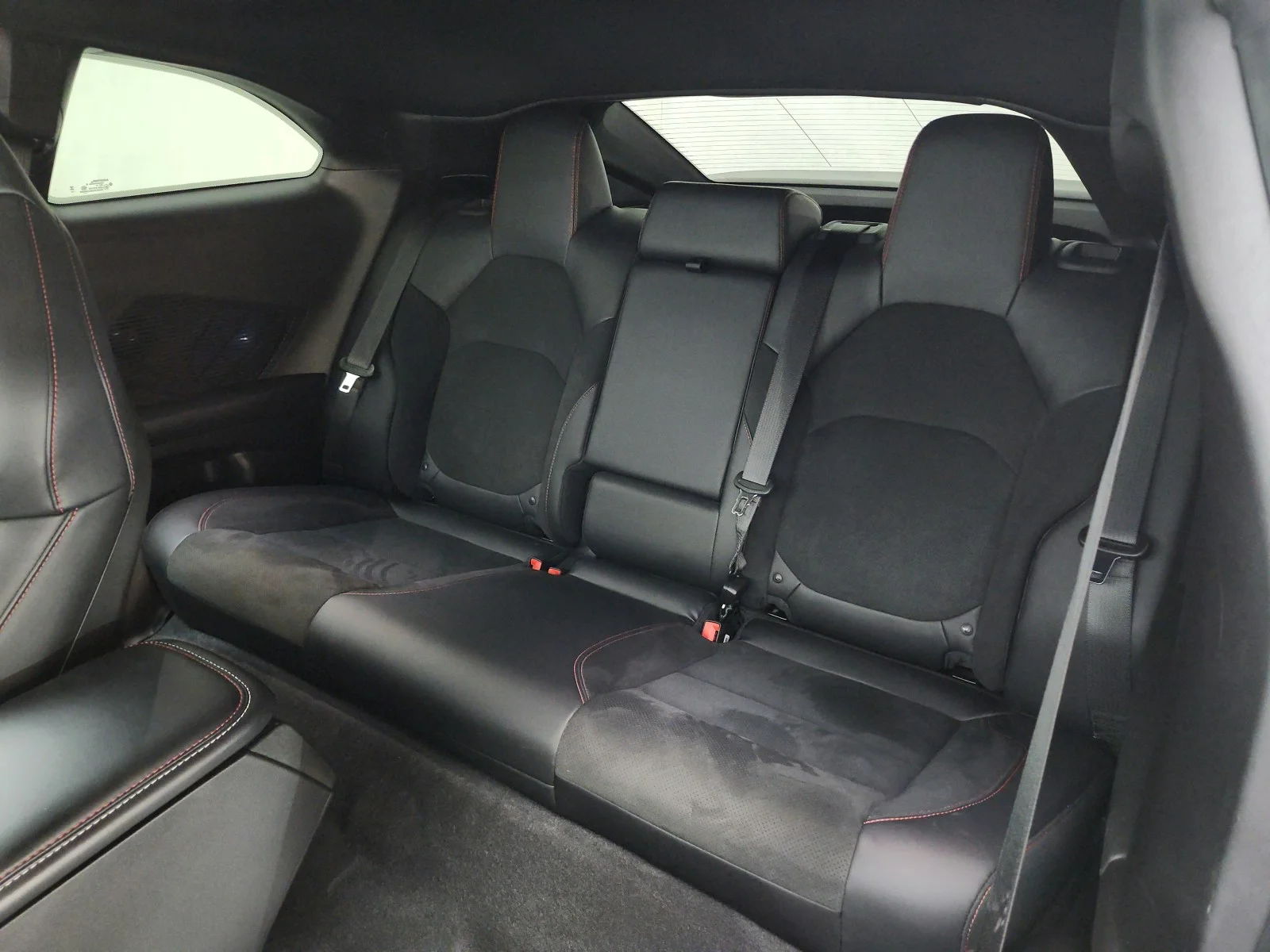 Used 2025 Diamond Black Crystal Pearlcoat Dodge Scat Pack AWD image 20